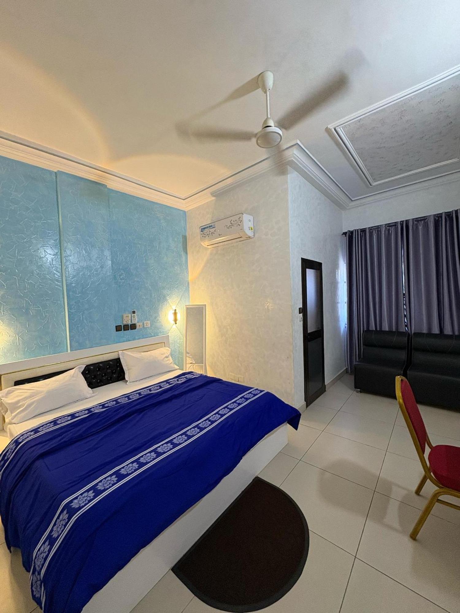Hotel Mavilla Cotonou Exterior photo